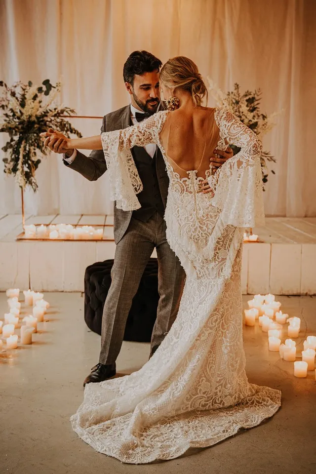 Braut und Bräutigam feiern ihre Hochzeit mit DJ Pouriya