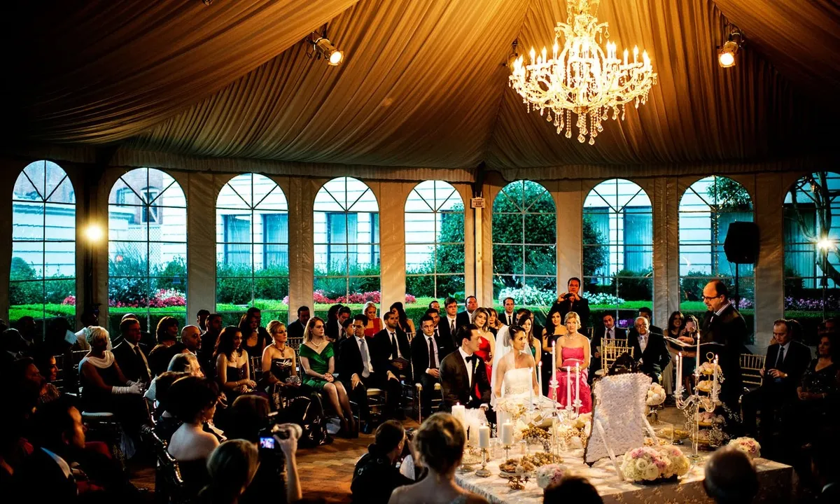 Unforgettable Weddings with DJ Pouriya DJ Pouriya provides the perfect music for a wedding.